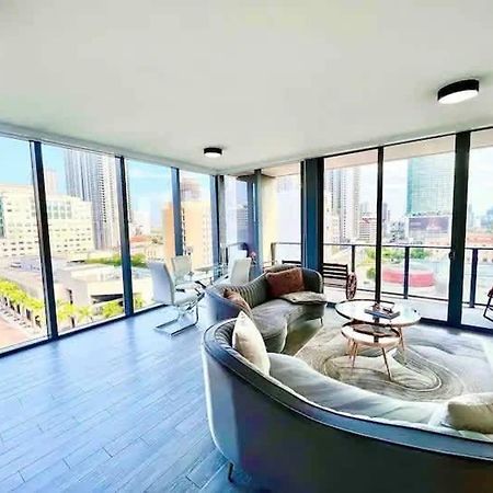 2Br, 2 Baths Lux Downtown Apt Heart Of Austin With Amazing Views, Pool, & Gym Exterior photo