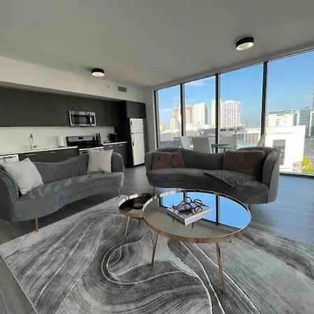 2Br, 2 Baths Lux Downtown Apt Heart Of Austin With Amazing Views, Pool, & Gym Exterior photo