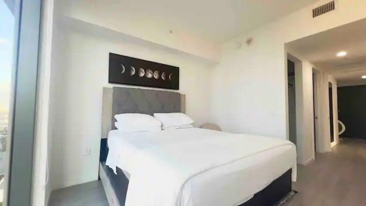 2Br, 2 Baths Lux Downtown Apt Heart Of Austin With Amazing Views, Pool, & Gym Exterior photo