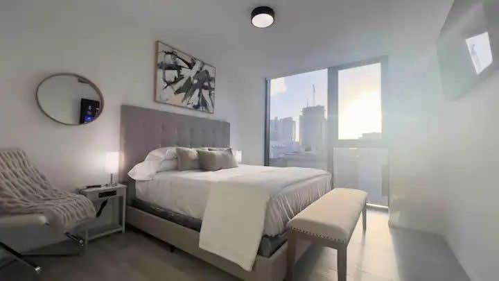 2Br, 2 Baths Lux Downtown Apt Heart Of Austin With Amazing Views, Pool, & Gym Exterior photo